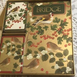 🎨Caspari bridge set. Two decks cards, two score pads. New in original box. 1996